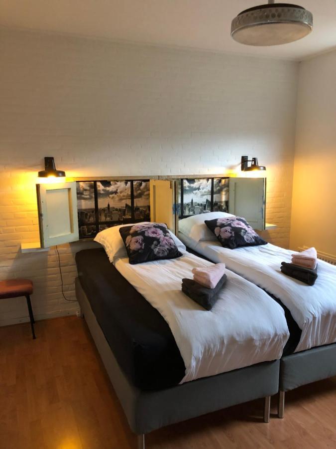 Gastenverblijf Door De Poort Tilburg Kültér fotó