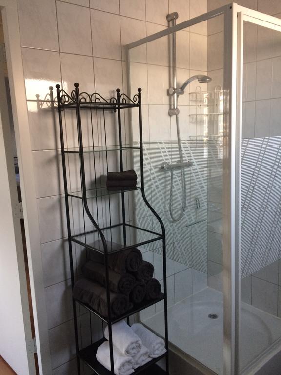 Gastenverblijf Door De Poort Tilburg Kültér fotó