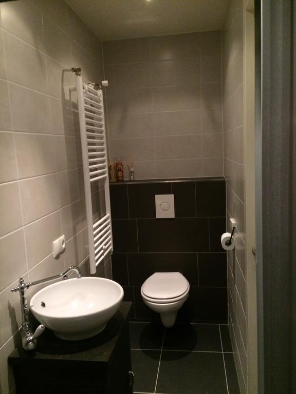 Gastenverblijf Door De Poort Tilburg Kültér fotó